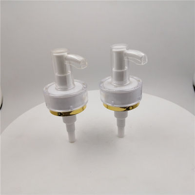 Bomba do distribuidor do champô 1.5cc do cosmético 33/410 com ouro em torno da borda